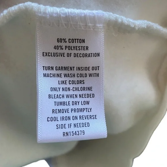 Aeropostale oversized crewnwck sweatshirt. Size xsmall. New York, Cali graphic - Picture 5 of 6